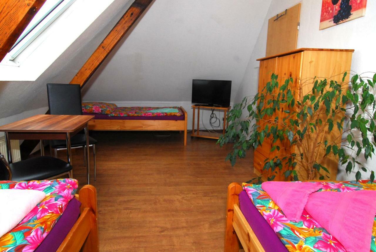 Monteurwohnungen Krings Am Steinbuechel 1 에슈바일러 외부 사진